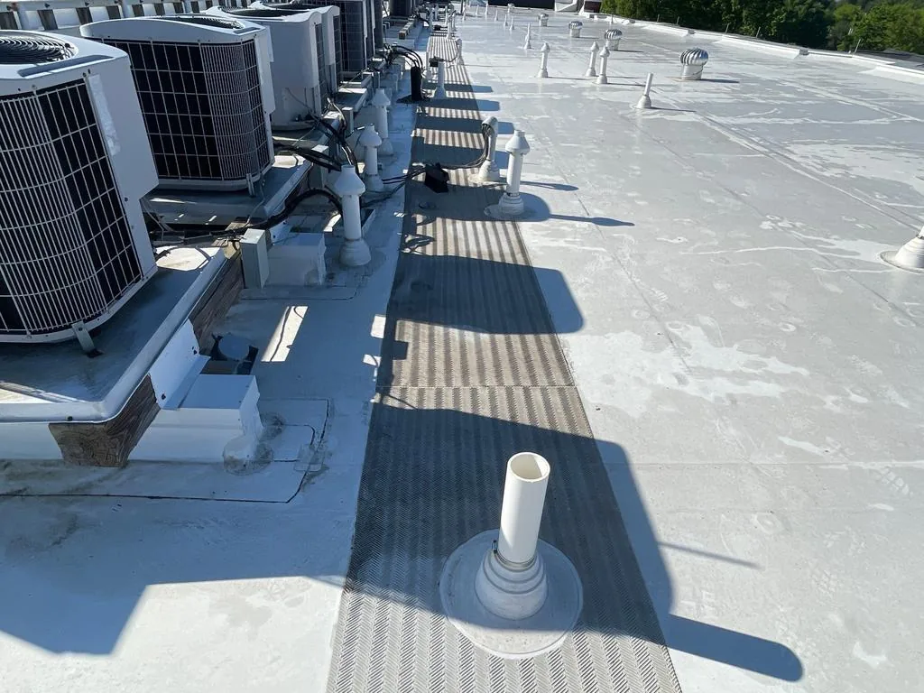 Commercial Roofing service photo